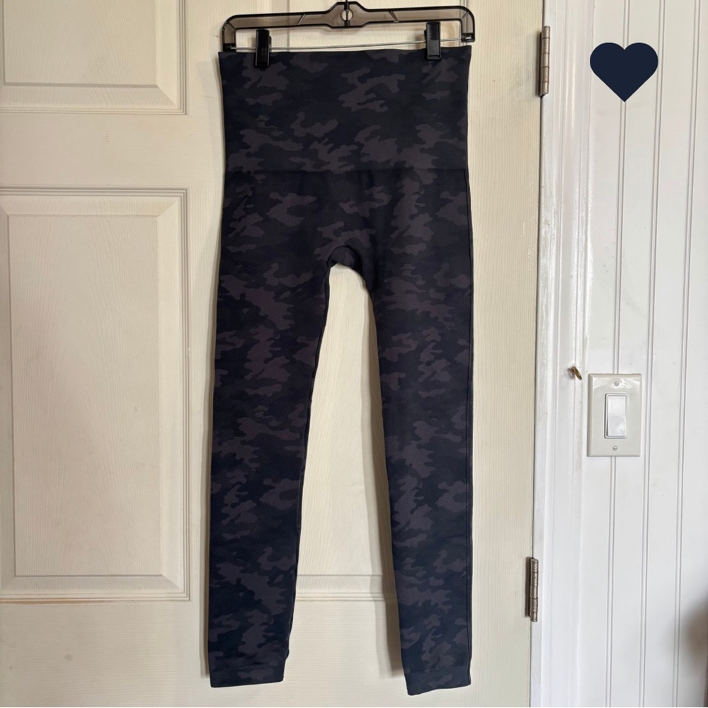 SPANX 1X Camo Leggings Tights High Waisted Rise Look at Me Now